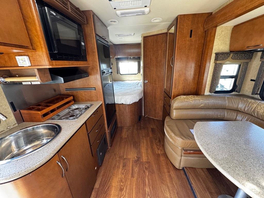 Used 2013 Mercedes-Benz Sprinter 3500 image 22