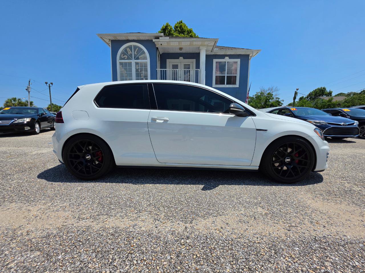Used 2015 Volkswagen GTI S FWD image 6
