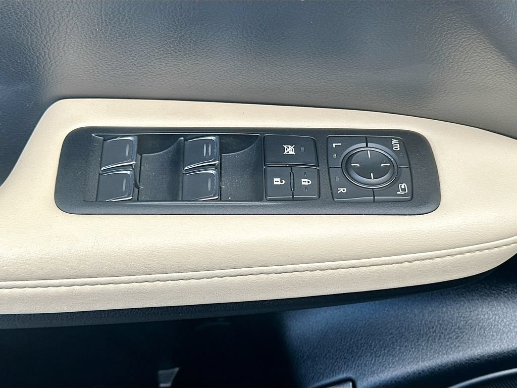 Used 2021 Lexus RX 350 FWD w/ Accessory Package image 17