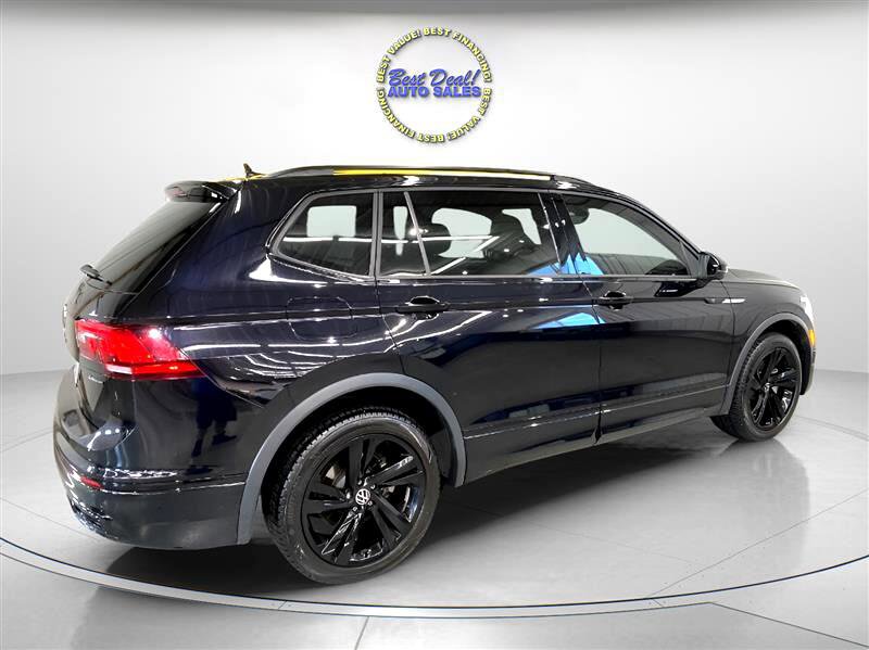 Used 2023 Volkswagen Tiguan SE R-Line image 7
