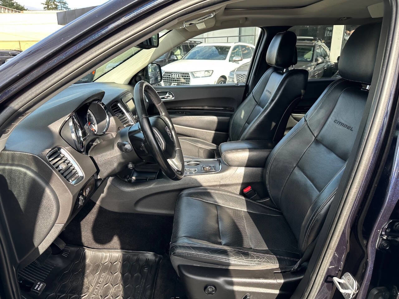 Used 2011 Dodge Durango Citadel w/ Trailer Tow Group IV image 43
