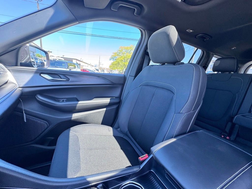 New 2026 Jeep Grand Cherokee L 4WD image 14