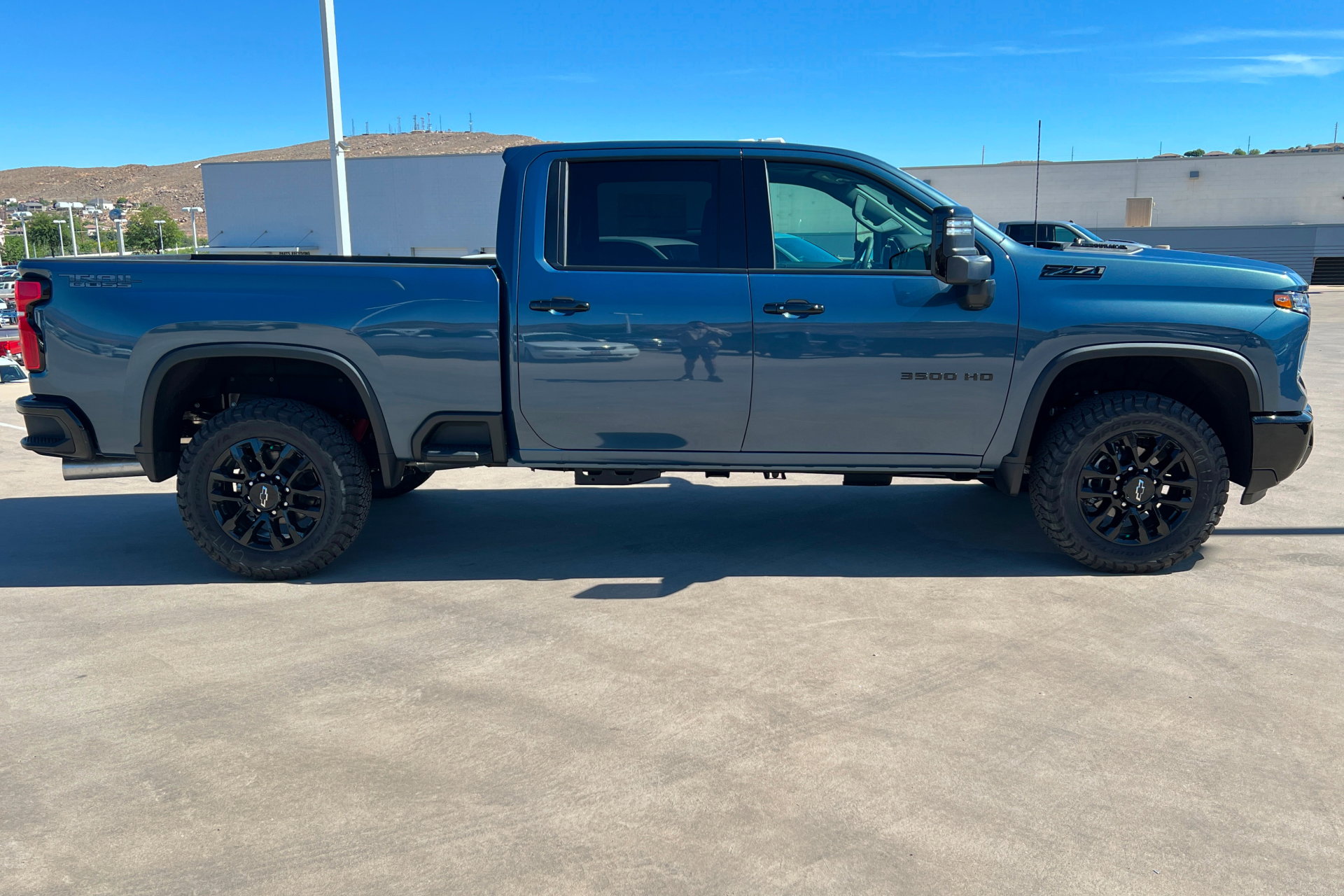 New 2026 Chevrolet Silverado 3500 LTZ w/ LTZ Plus Package AWD/4WD image 7