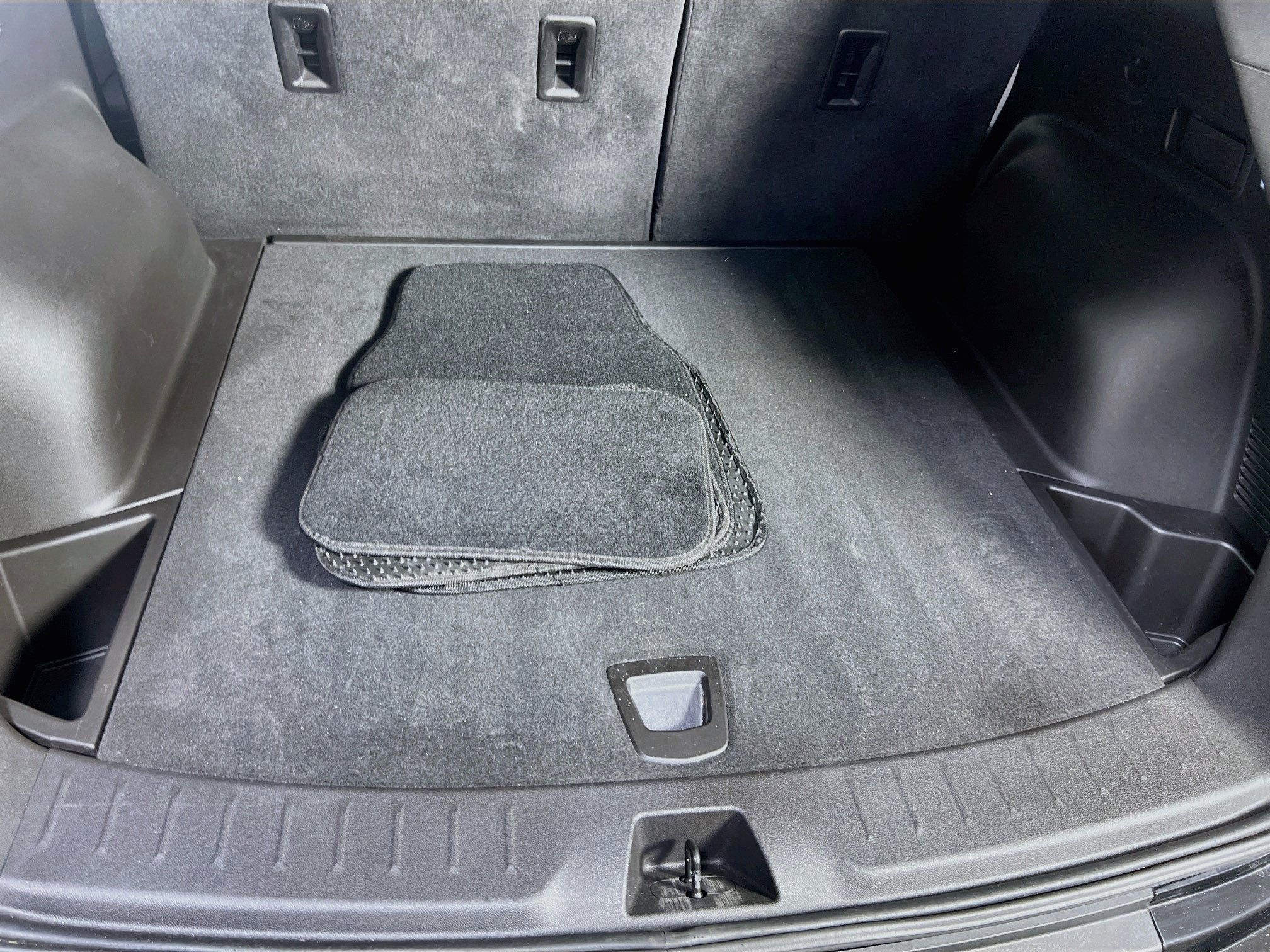 Used 2019 Chevrolet Blazer LT FWD image 24