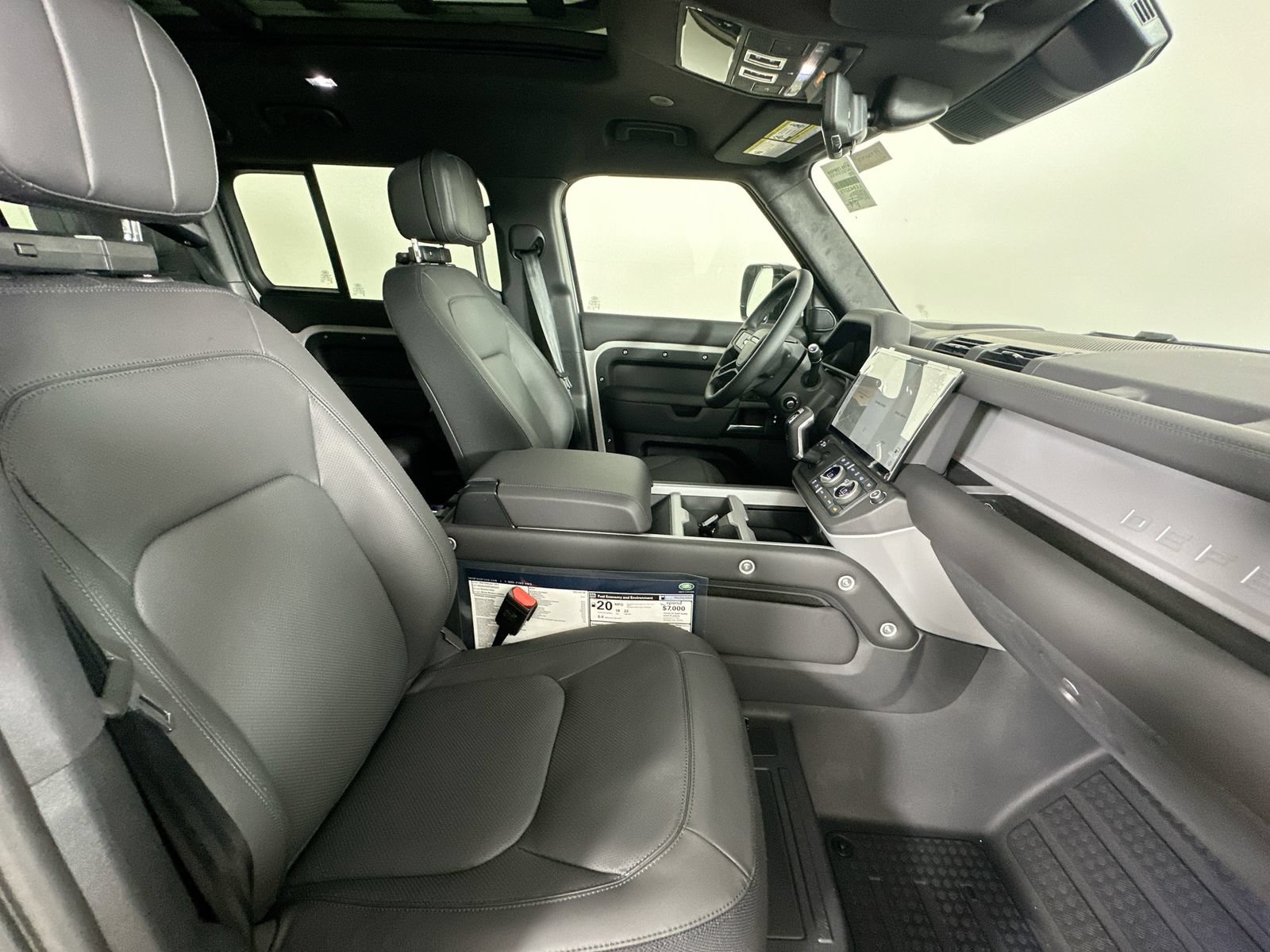 New 2026 Land Rover Defender 110 X AWD/4WD image 43