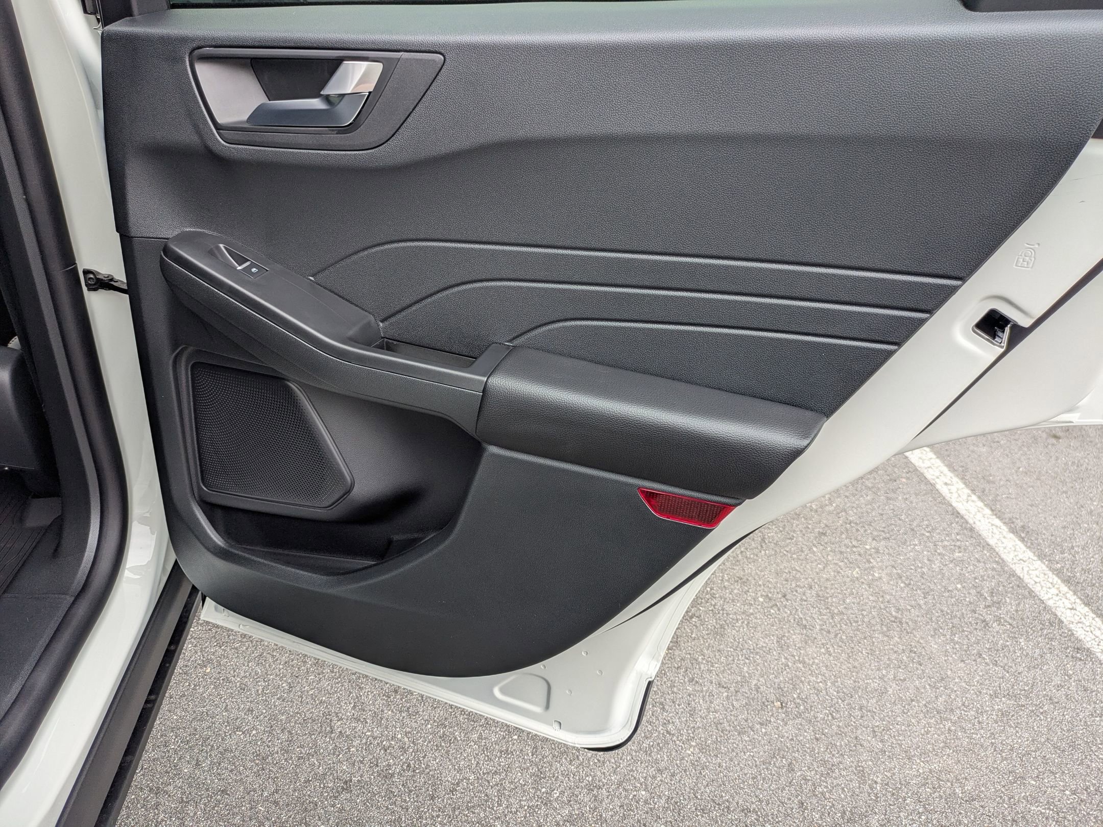 New 2025 Ford Escape ST-Line w/ Equipment Group 301A image 32