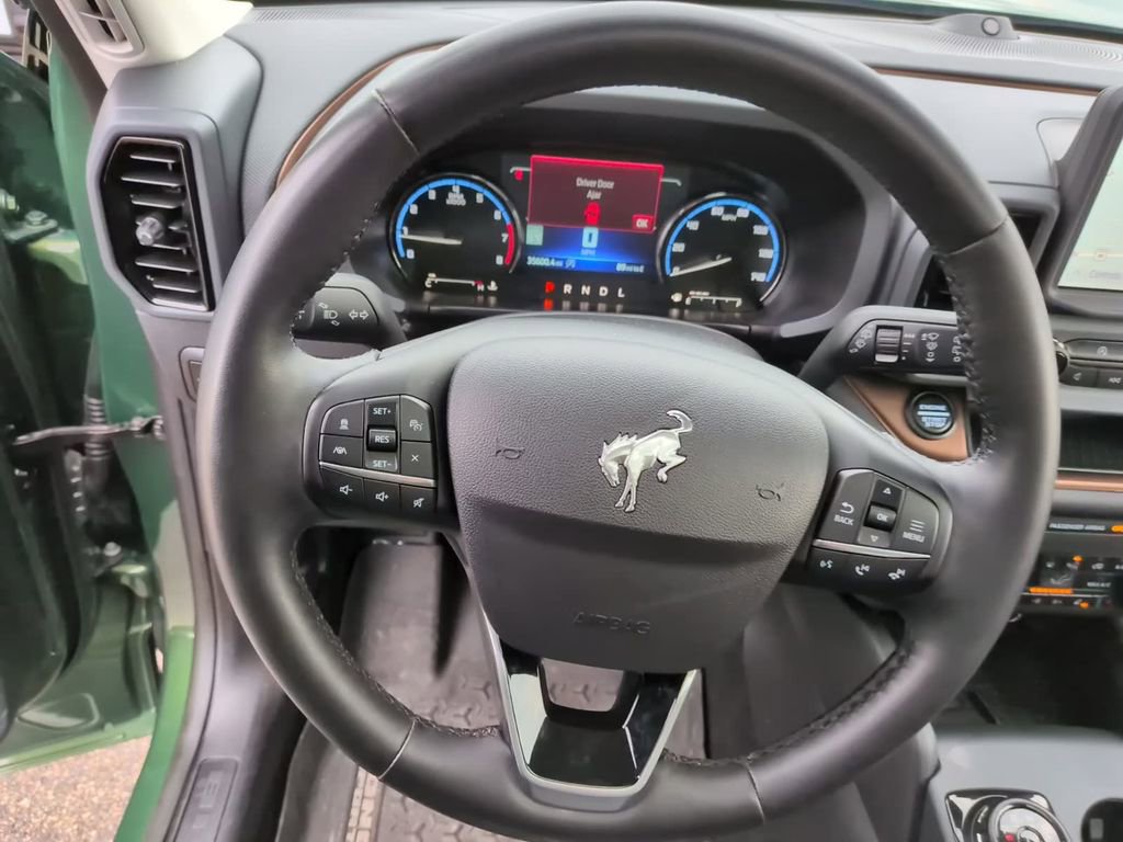 Used 2024 Ford Bronco Sport Outer Banks w/ Tech Package image 19