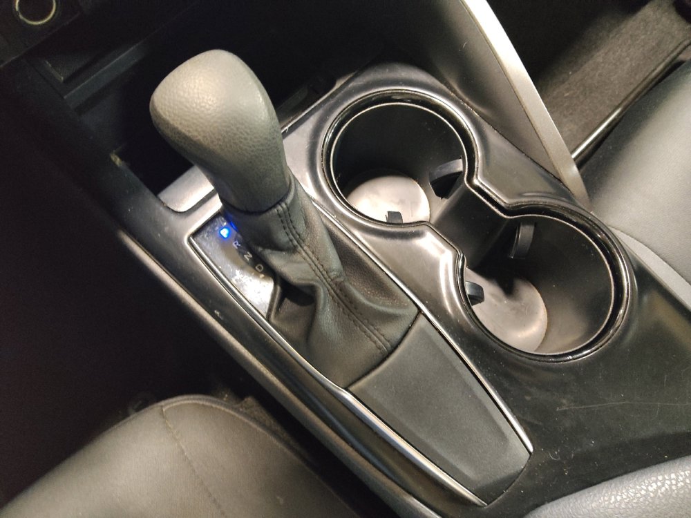 Used 2020 Toyota Camry LE image 26