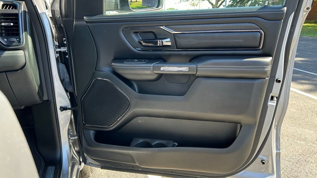 Used 2022 RAM 1500 Limited image 9