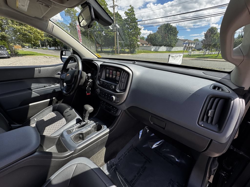 Used 2015 Chevrolet Colorado Z71 AWD/4WD image 18
