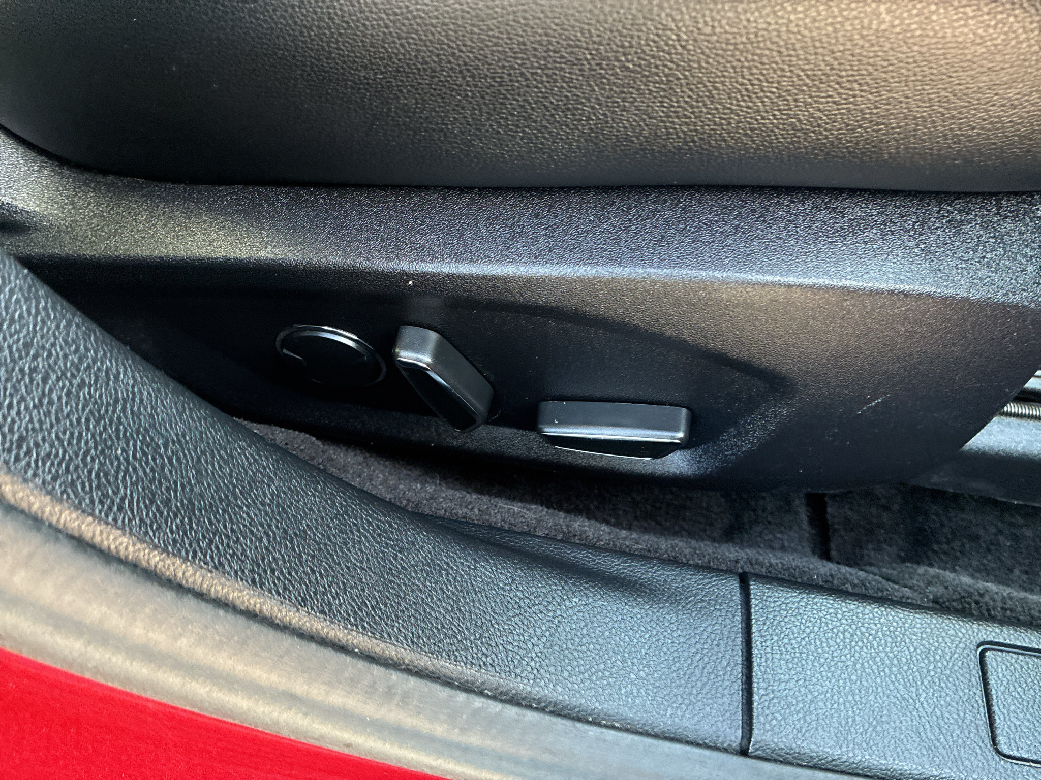 Used 2017 Ford Fusion Energi Titanium FWD image 51
