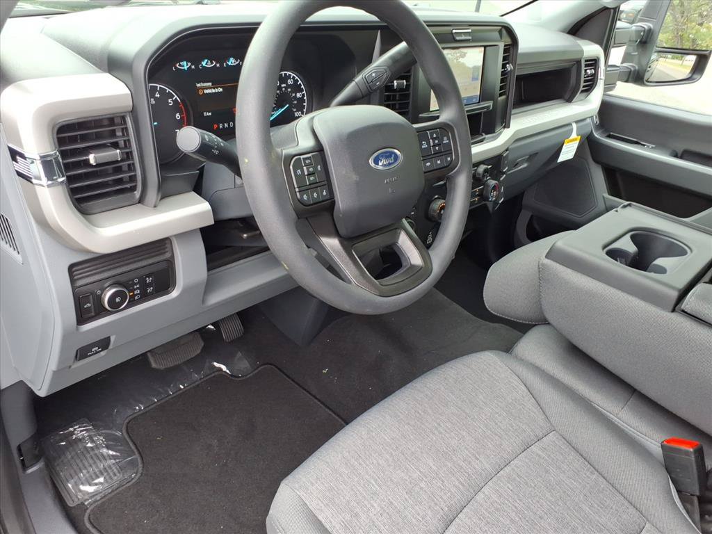 New 2026 Ford F250 XL w/ STX Appearance Package AWD/4WD image 4