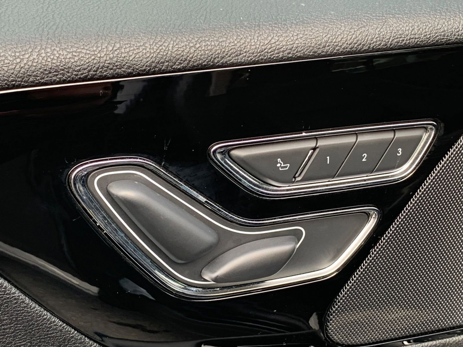 Used 2024 Lincoln Aviator Reserve image 25