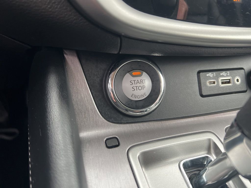 Certified 2024 Nissan Murano SV w/ SV Midnight Edition Package image 58