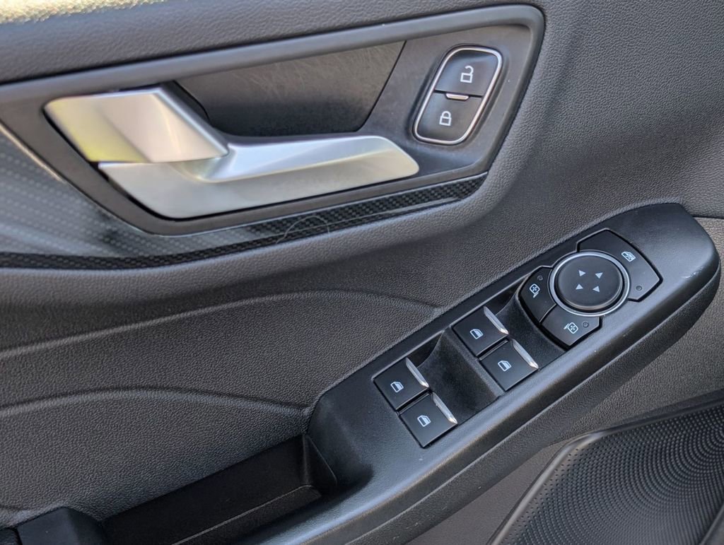 Used 2023 Ford Escape ST-Line w/ Tech Pack #1 image 25