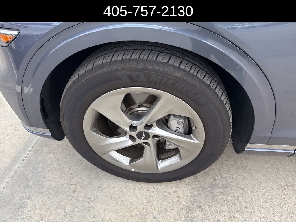 Certified 2026 Genesis GV70 2.5T Select image 9