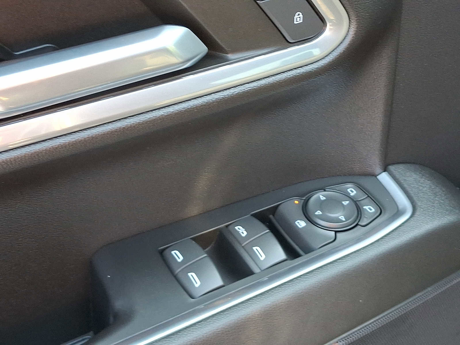 Used 2022 Chevrolet Silverado 1500 RST image 14