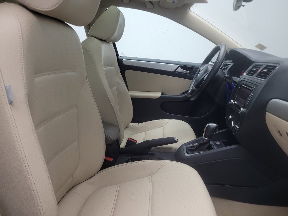 Used 2014 Volkswagen Jetta SE FWD image 21