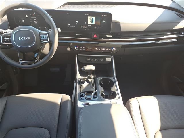 New 2026 Kia Carnival SX Prestige FWD image 6