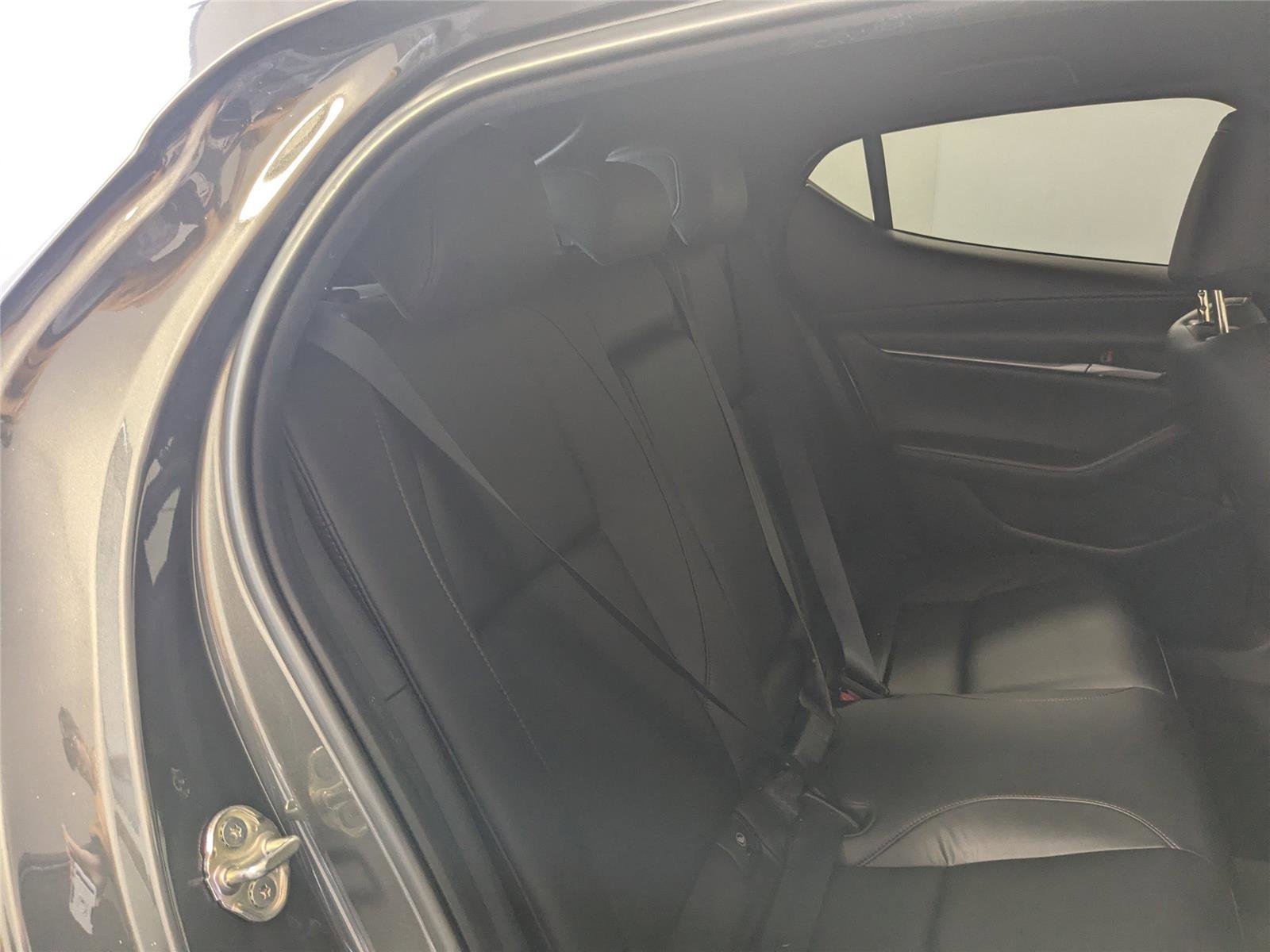 Used 2023 MAZDA MAZDA3 s image 22