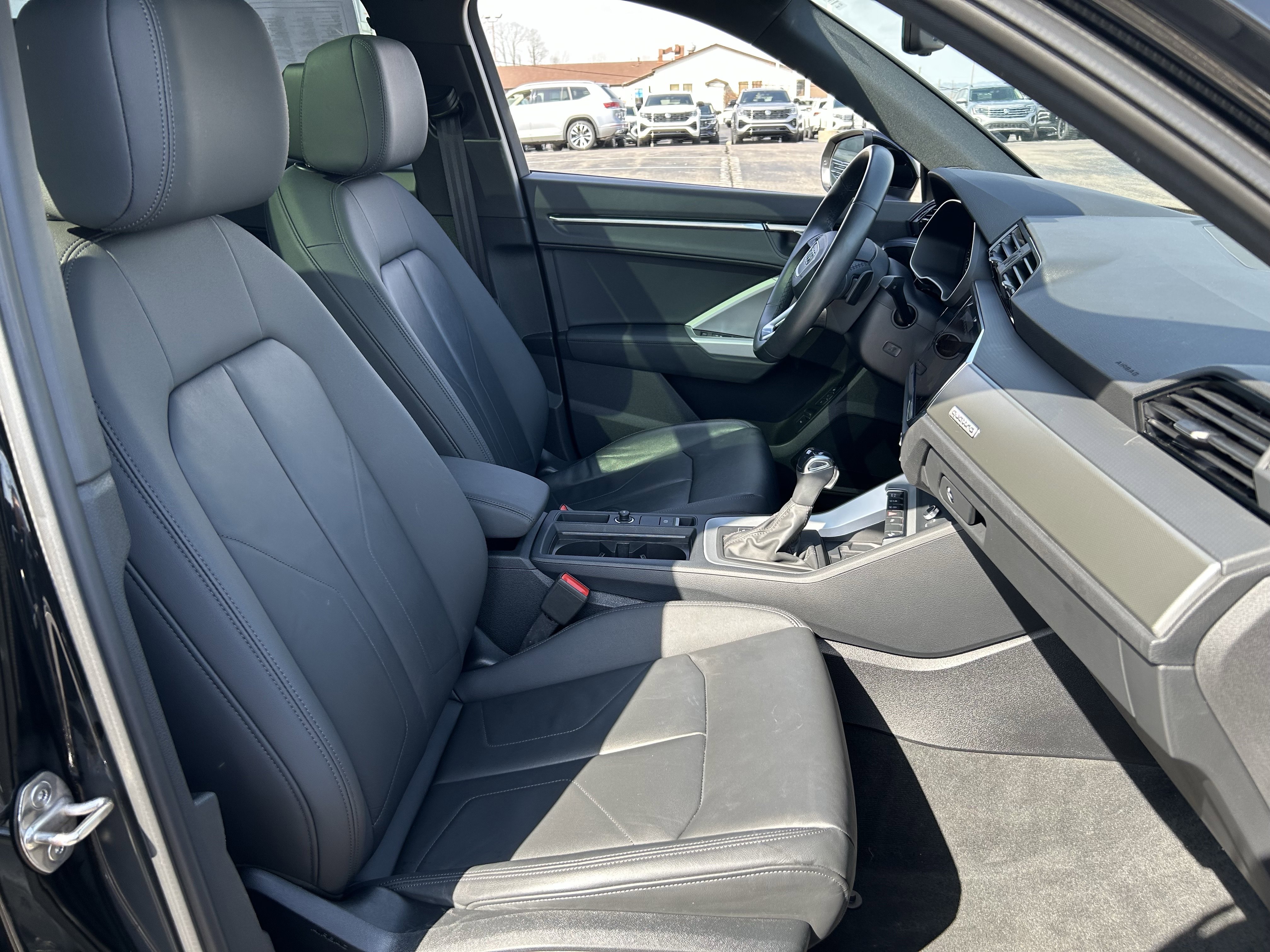 Used 2024 Audi Q3 2.0T Premium Plus image 26