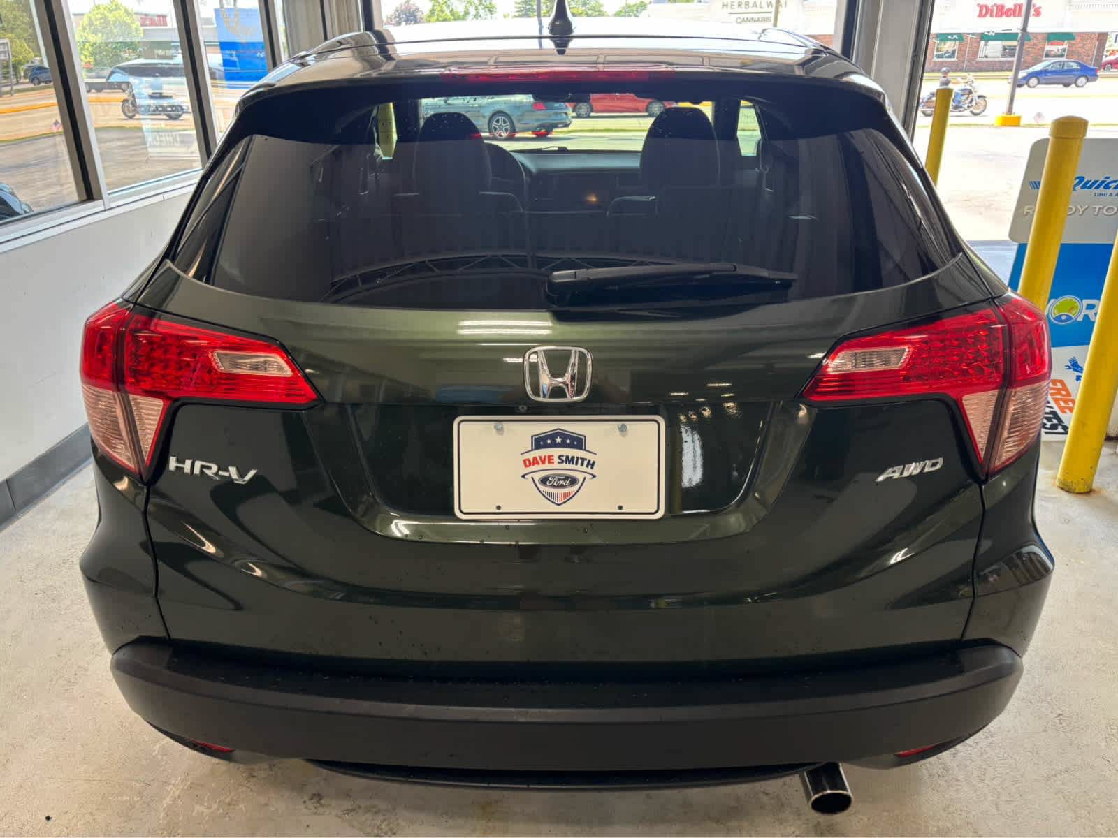 Used 2018 Honda HR-V EX image 6