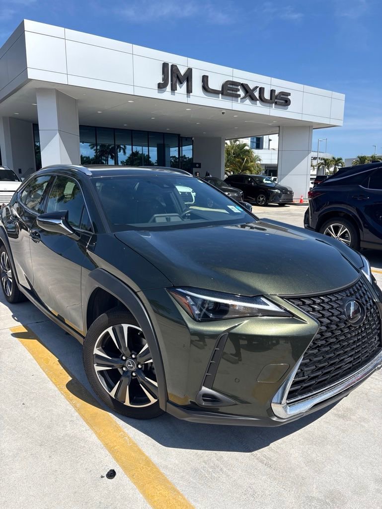 Certified 2024 Lexus UX 250h FWD image 1