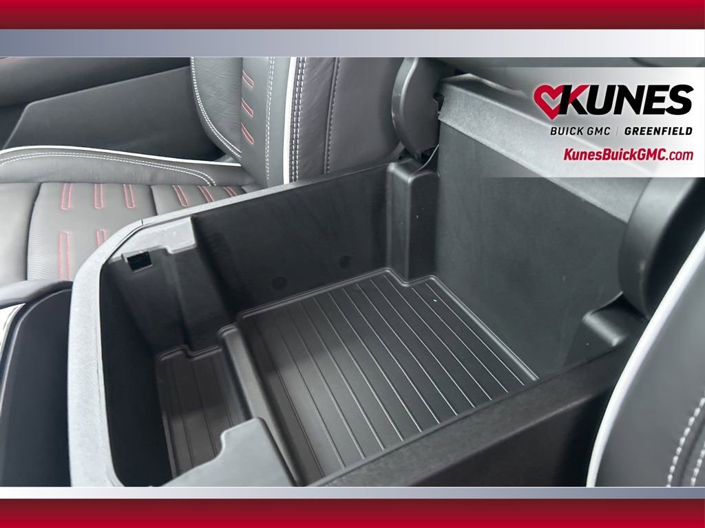 New 2026 GMC Yukon AT4 Ultimate w/ LPO, Floor Liner Package image 19