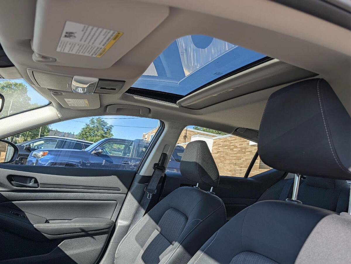 New 2026 Nissan Altima 2.5 SV AWD/4WD image 20