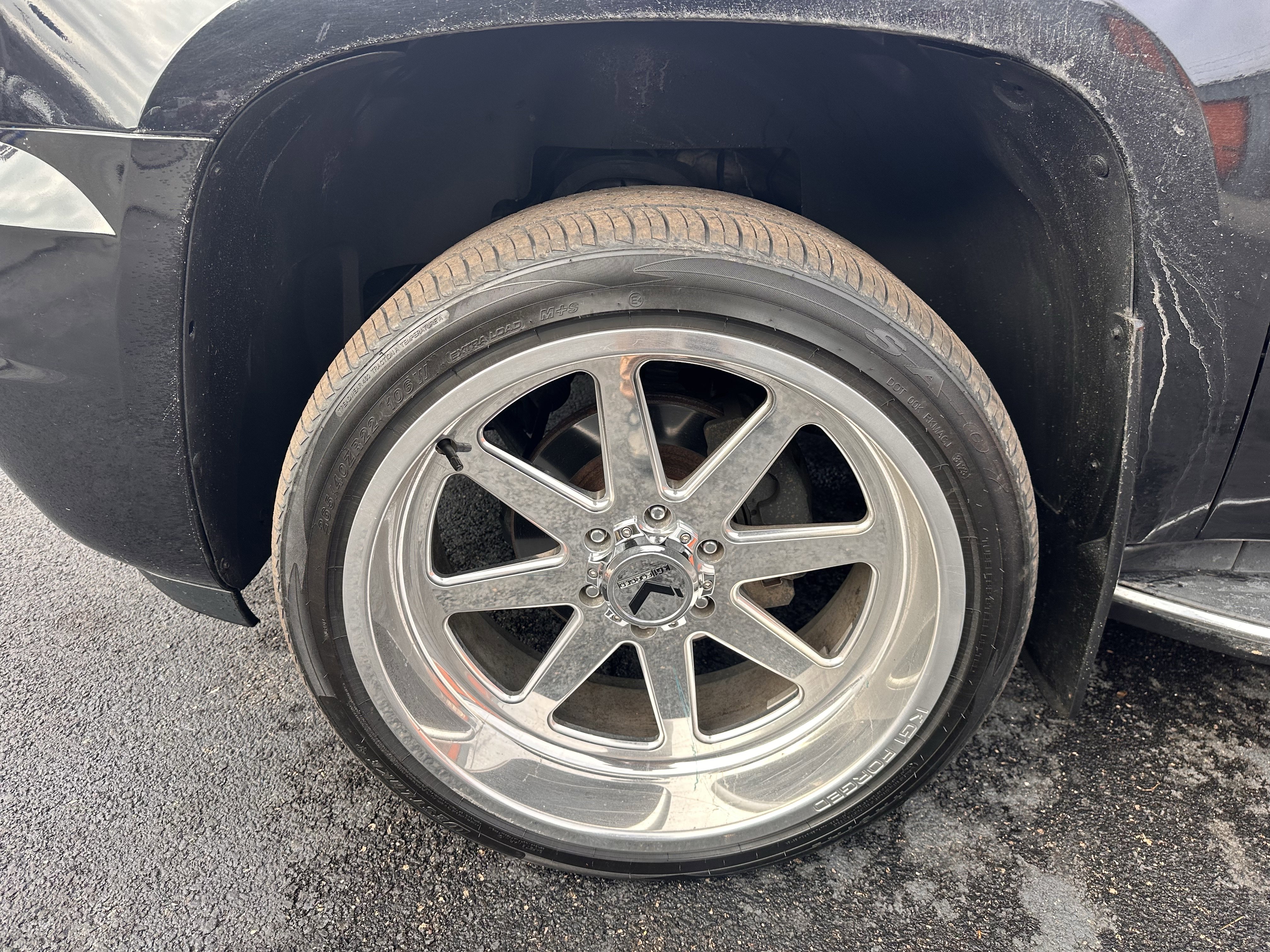 Used 2007 GMC Yukon Denali image 30