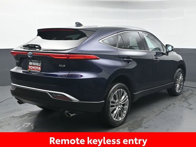 Used 2024 Toyota Venza XLE AWD/4WD image 7