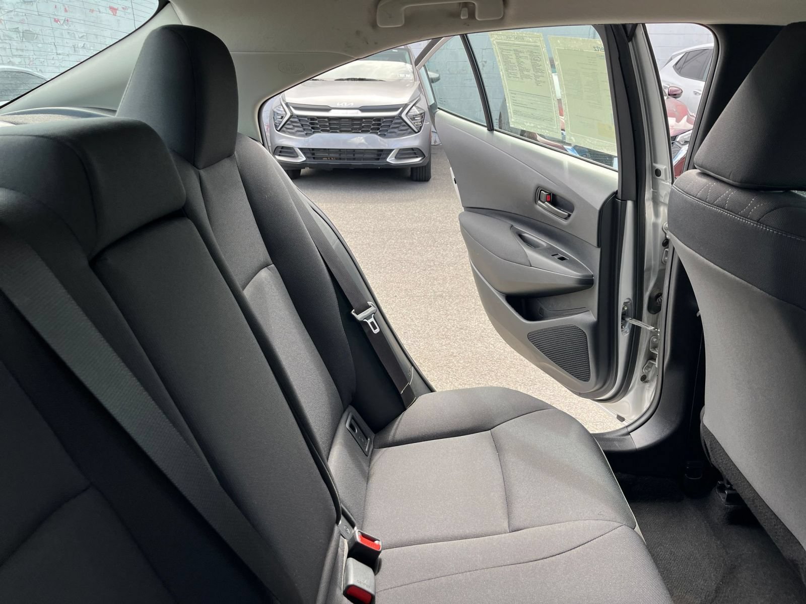 Used 2025 Toyota Corolla LE FWD image 36
