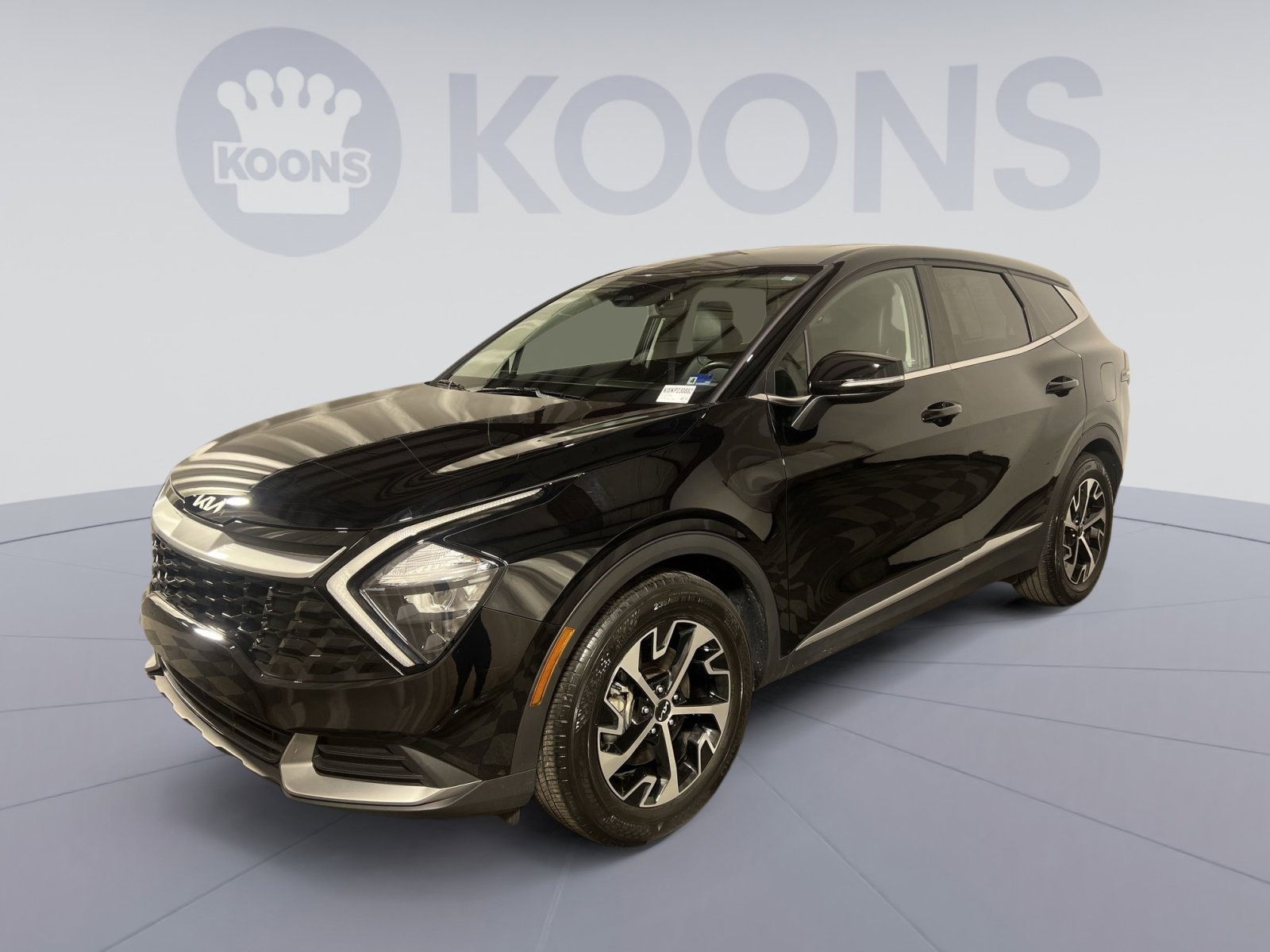 Used 2023 Kia Sportage EX image 1