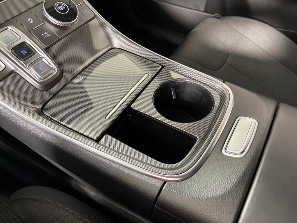 Used 2023 Hyundai Santa Fe SE image 32