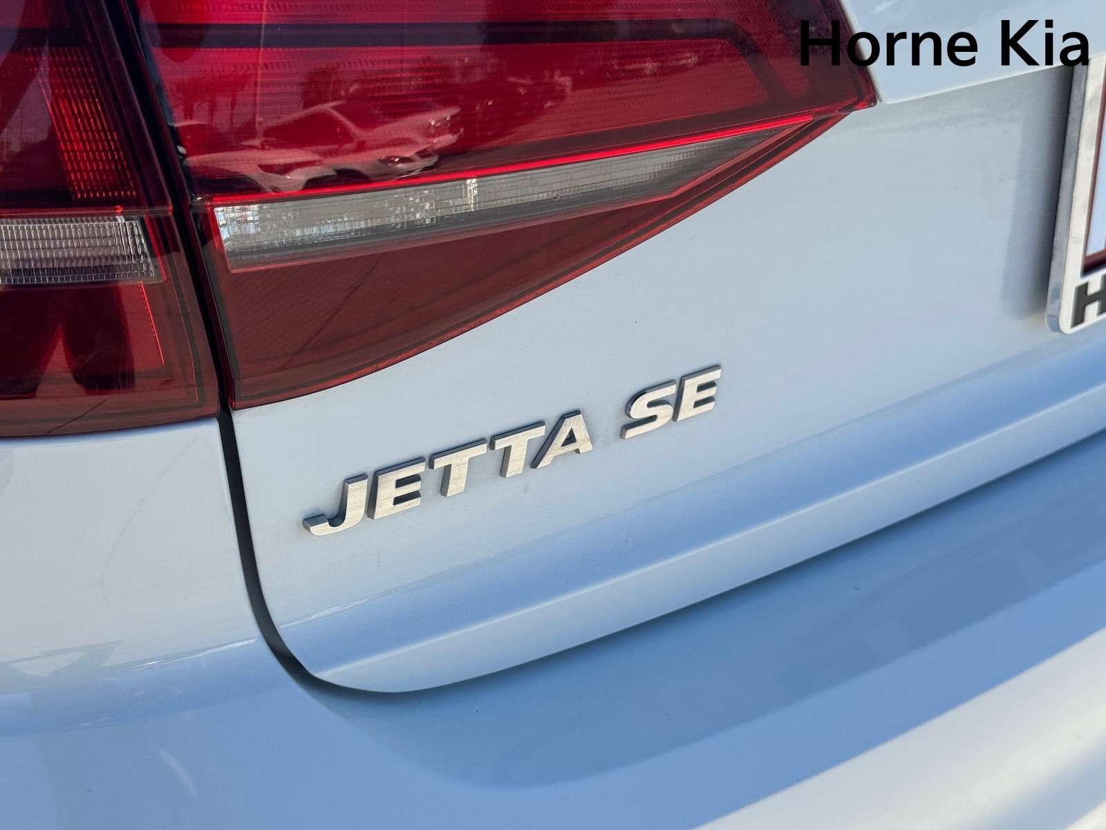 Used 2017 Volkswagen Jetta SE FWD image 30