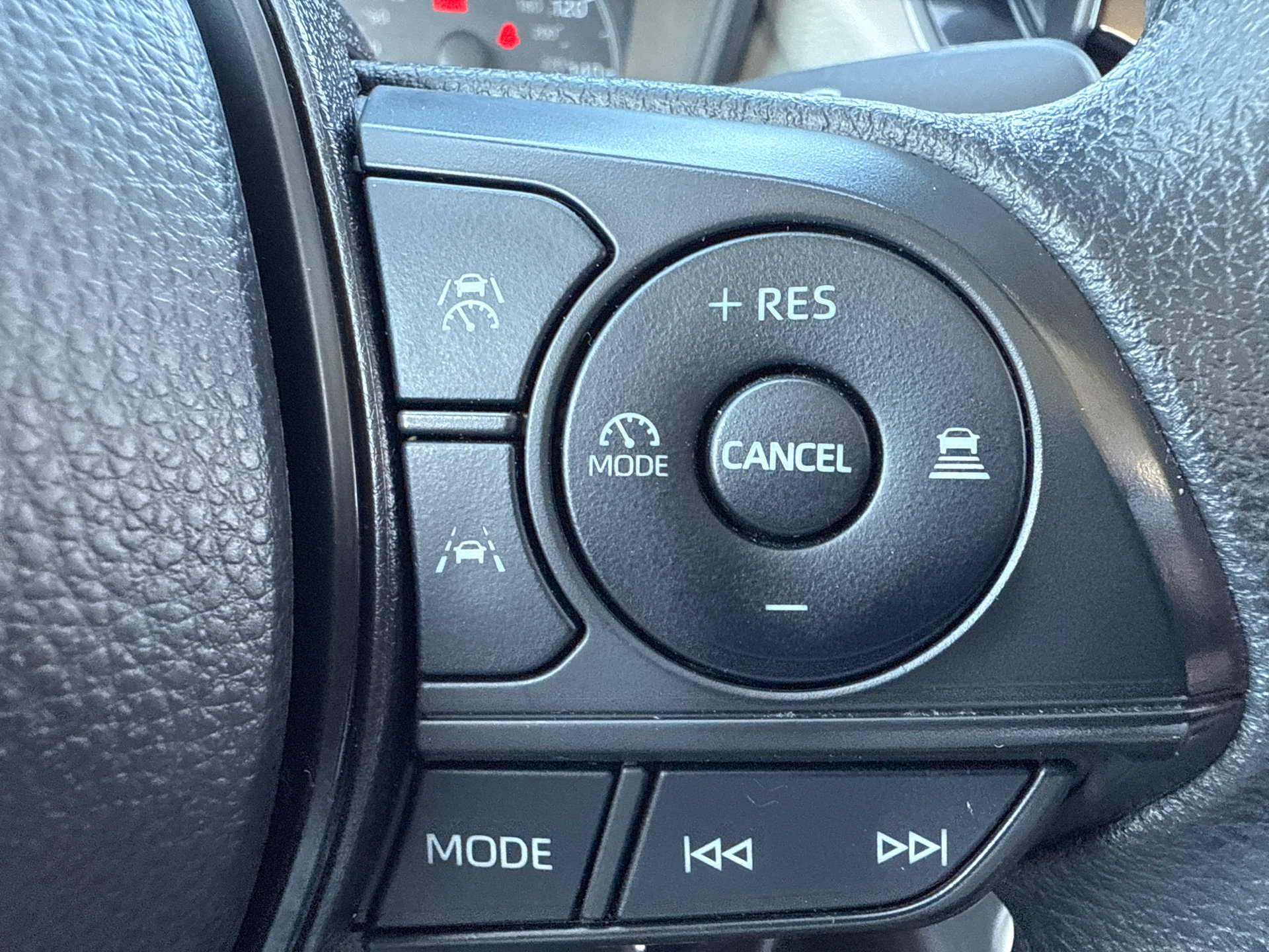 Certified 2024 Toyota Corolla LE image 28