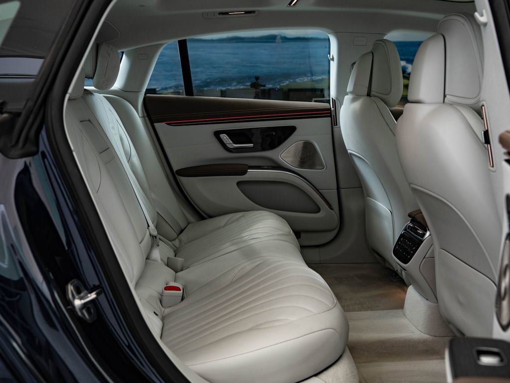 Certified 2023 Mercedes-Benz EQS 580 4MATIC Sedan image 47