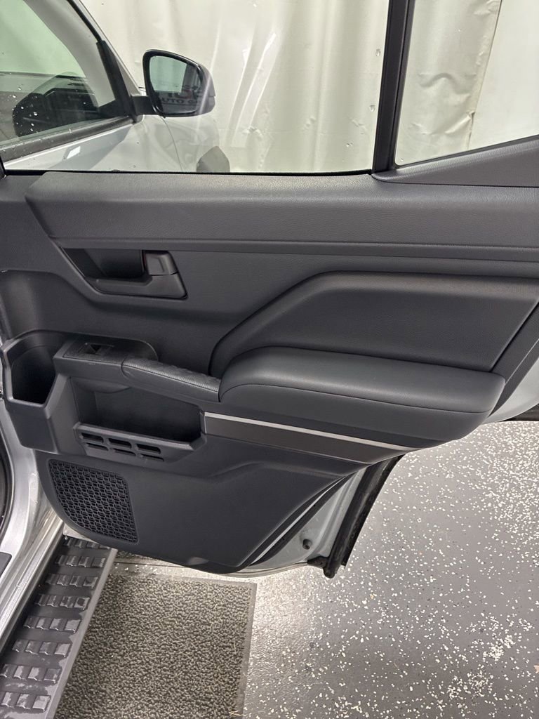 Used 2025 Toyota 4Runner SR5 image 27