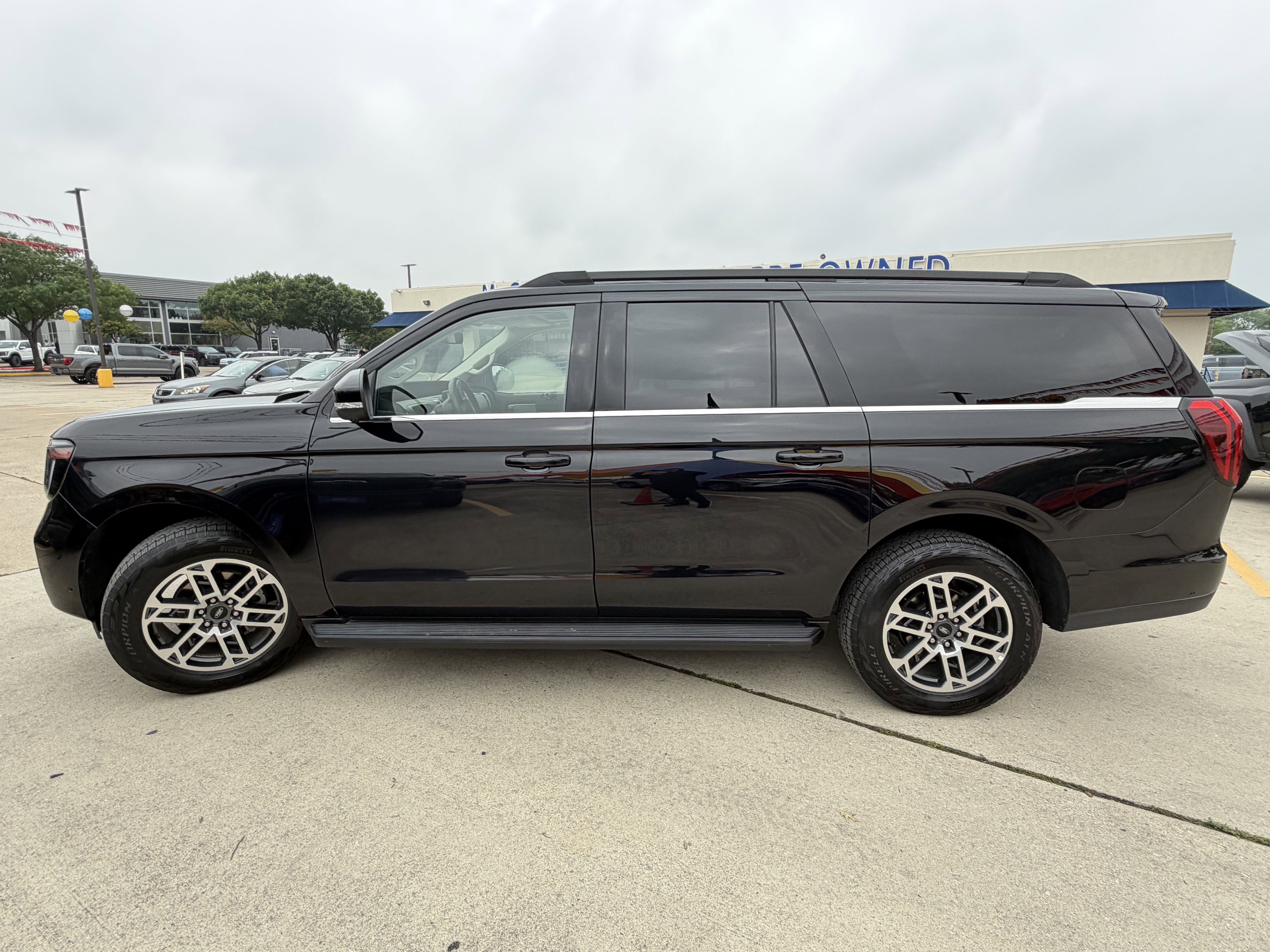 Certified 2025 Ford Expedition Max Active AWD/4WD image 13