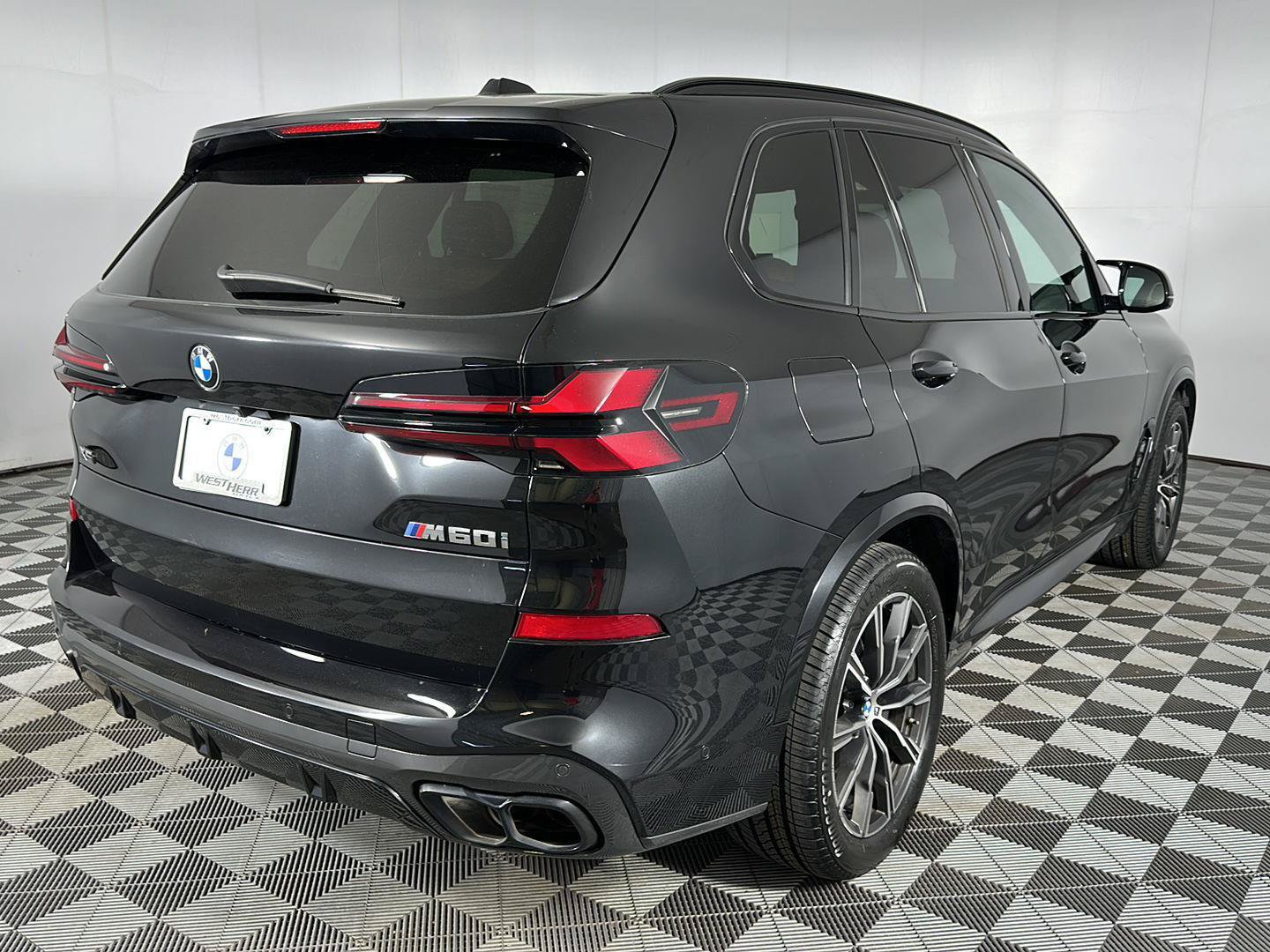 Used 2024 BMW X5 M60i w/ Climate Comfort Package AWD/4WD image 35