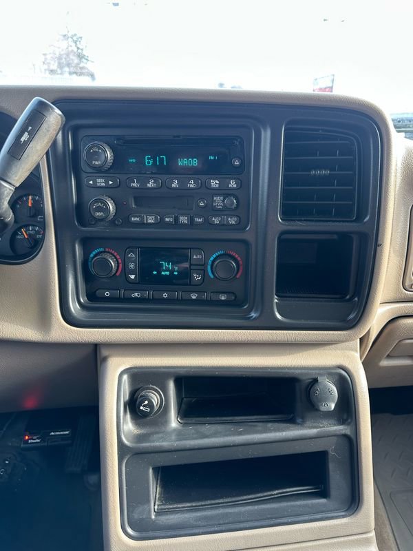 Used 2004 Chevrolet Silverado 2500 LT w/ Skid Plate Package image 13