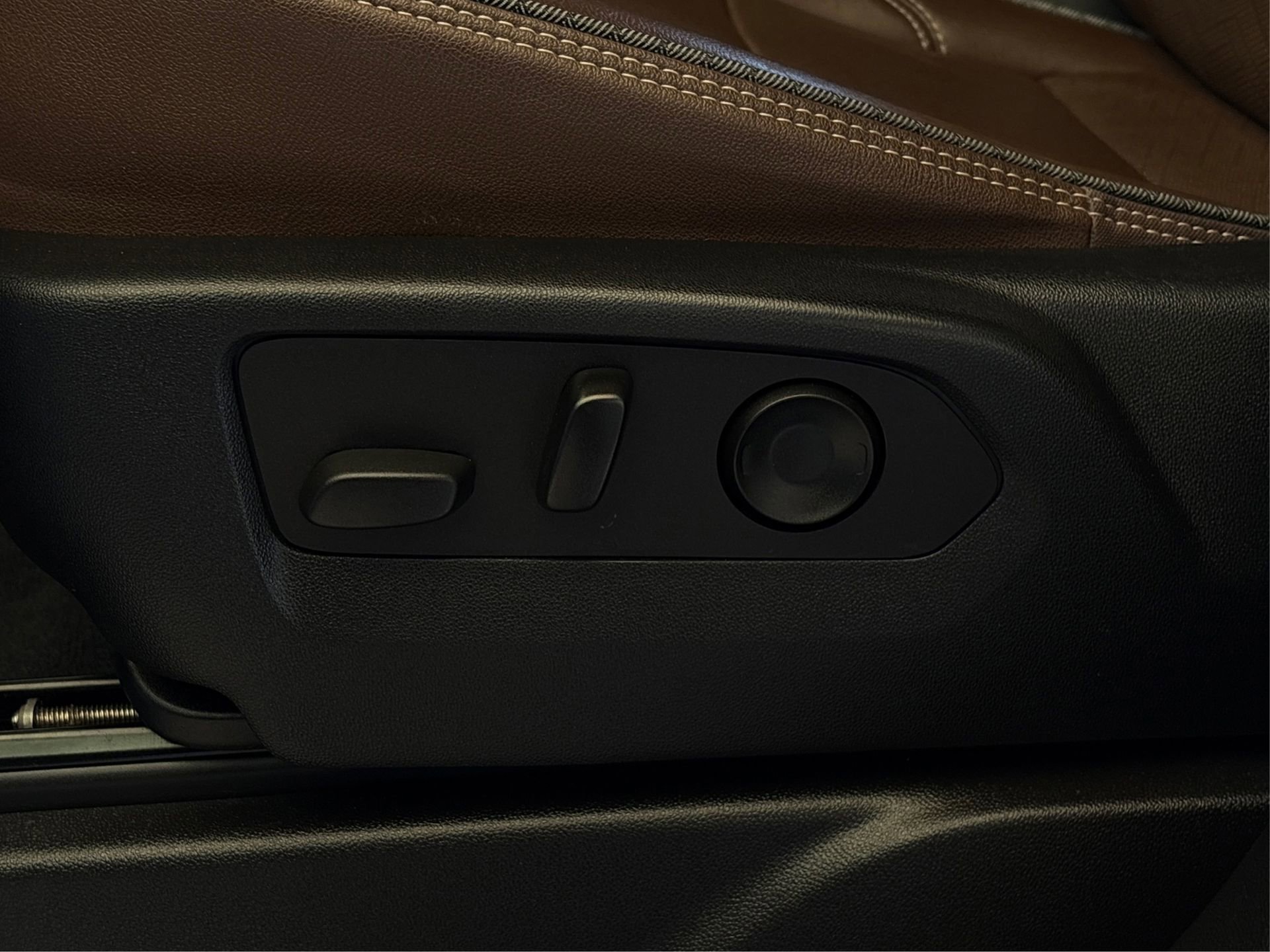 Used 2022 Chevrolet Tahoe High Country image 31