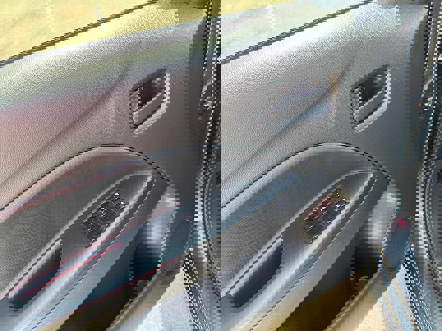 Used 2024 Mitsubishi Mirage ES image 11