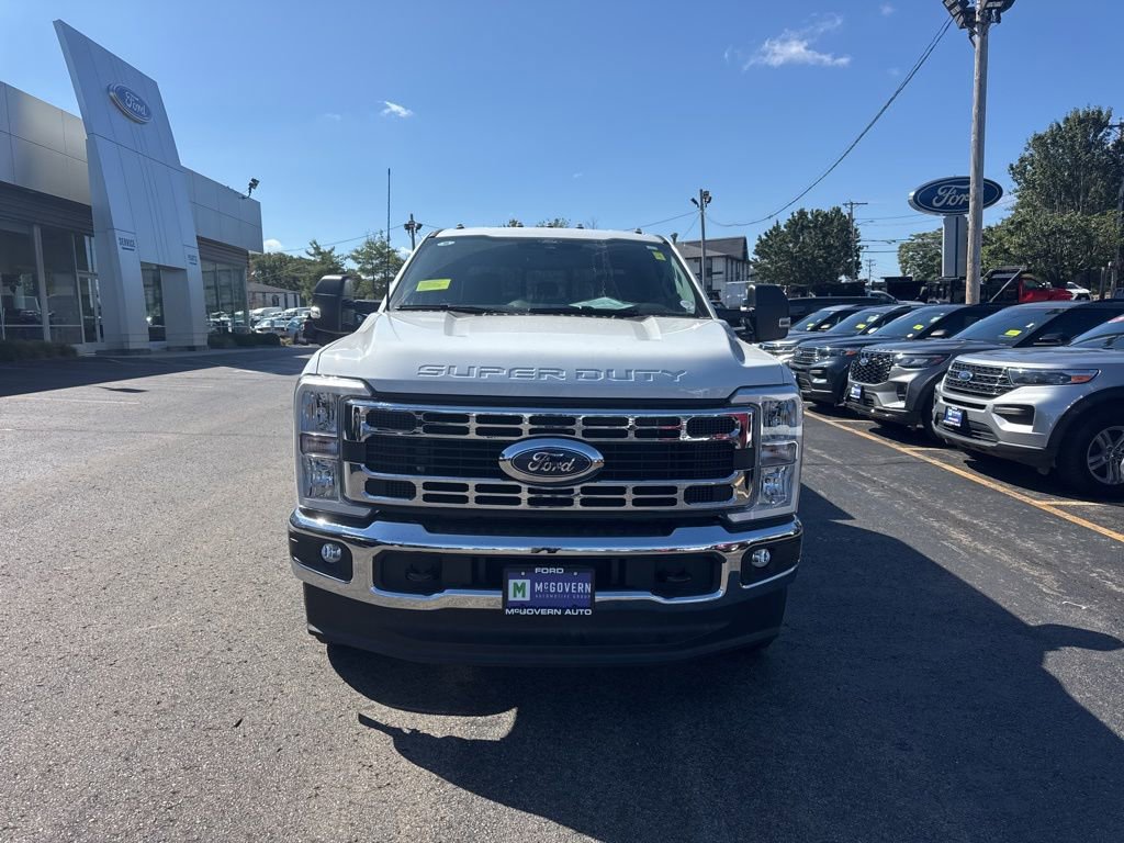 New 2025 Ford F350 XL w/ XL Chrome Package image 2