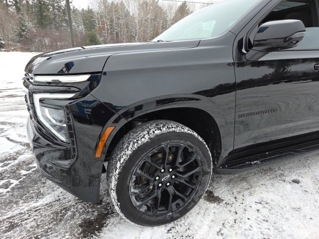 Used 2025 Chevrolet Suburban RST image 36