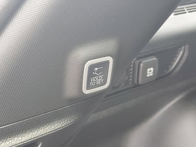 New 2026 Jeep Grand Cherokee Limited AWD/4WD image 9