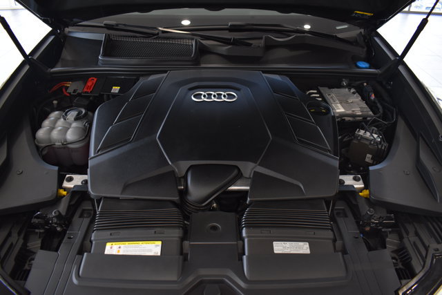 Used 2020 Audi Q8 Premium Plus w/ Premium Plus Package AWD/4WD image 29