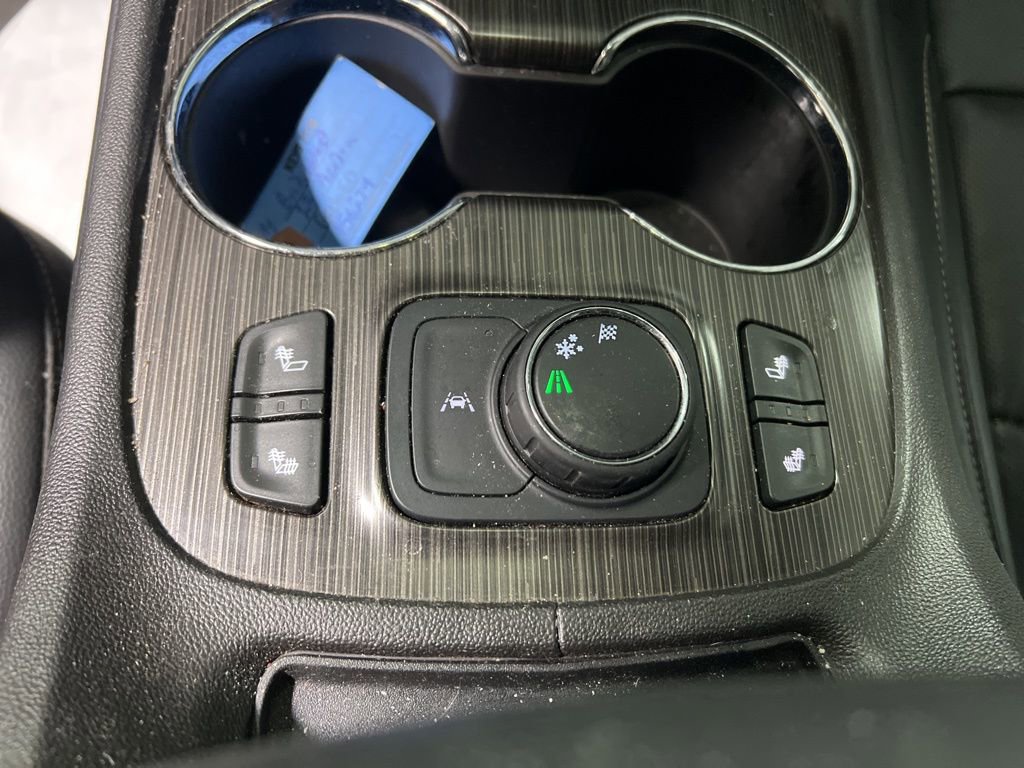 Used 2023 GMC Acadia SLT image 35