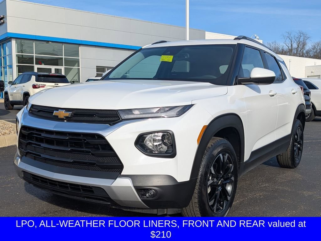Used 2023 Chevrolet TrailBlazer LT w/ Convenience Package image 3