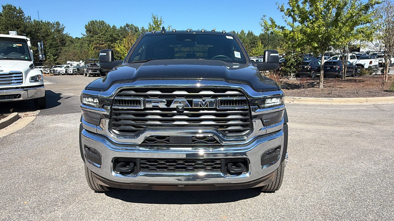 New 2026 RAM 5500 Tradesman w/ Chrome Appearance Group AWD/4WD image 3